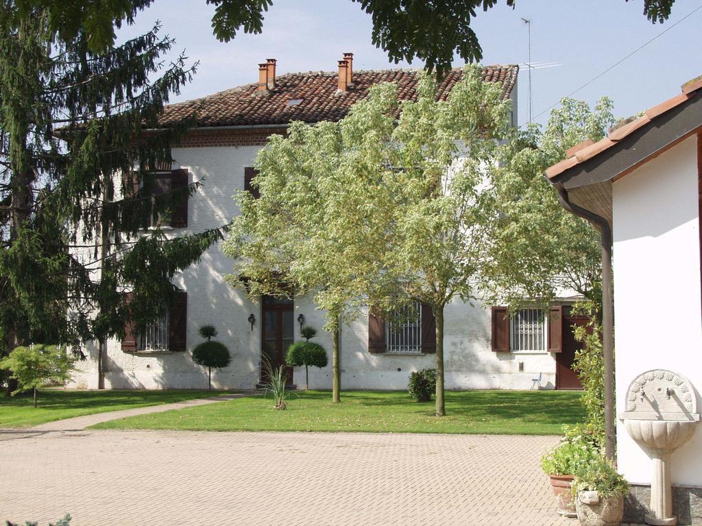 B&B Casa Manuelli Alessandria Exterior photo
