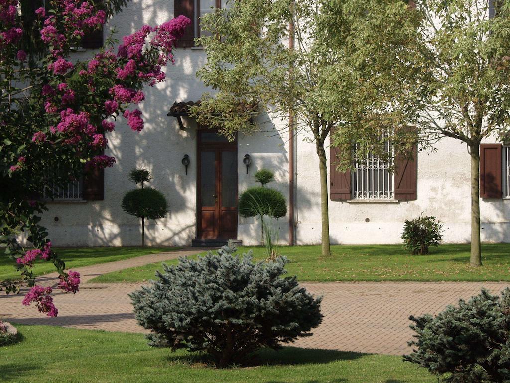 B&B Casa Manuelli Alessandria Exterior photo